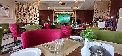 Black Mango Resort