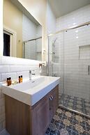 Level Suites