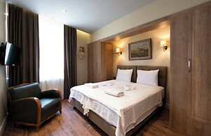 Level Suites