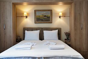 Level Suites