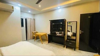 HOTEL VS RECIDECNY