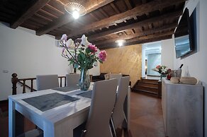 navona jacuzzi apartment