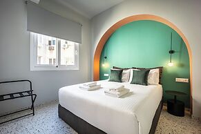 Arches Apartments