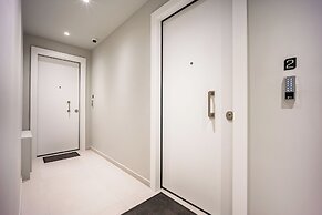 Arches Apartments