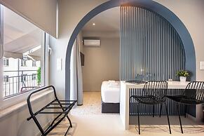 Arches Apartments
