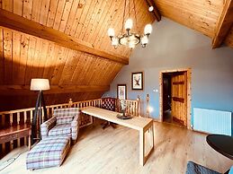Lodges On Loch Ness