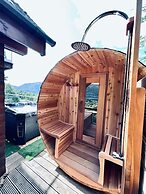 Lodges On Loch Ness