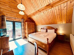 Lodges On Loch Ness