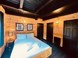 Lodges On Loch Ness