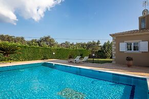 Villa Erato With Private Swimming Pool