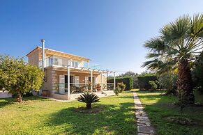 Villa Erato With Private Swimming Pool