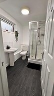 Spacious Sheffield Lodge