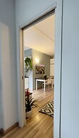 Cozy Apt With Gym & Parking, Milan