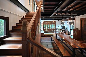 Moonlight Patong Guesthouse