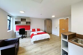 Manor Park Court