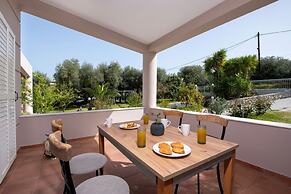 Green Hill Family Villa