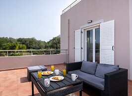 Green Hill Family Villa