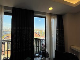 White Palace Haliç