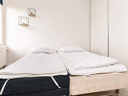 6 Person Holiday Home in Roslev