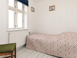 6 Person Holiday Home in Roslev