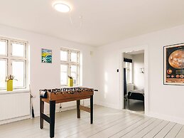6 Person Holiday Home in Roslev