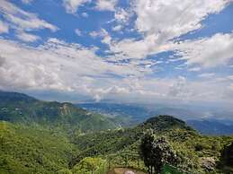 Deodar Cottage | Scenic View, next to nature!