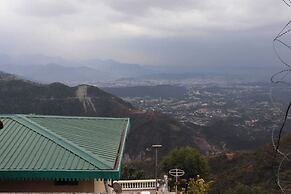 Deodar Cottage | Scenic View, next to nature!