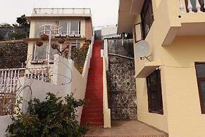 Deodar Cottage | Scenic View, next to nature!