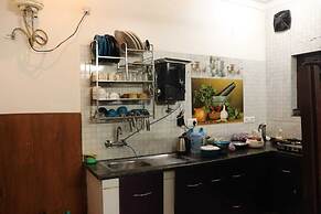 Deodar Cottage | Scenic View, next to nature!
