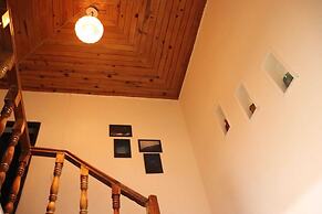 Deodar Cottage | Scenic View, next to nature!