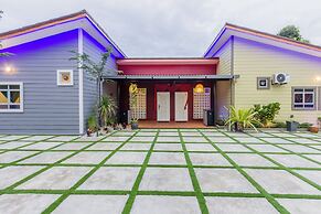 Great 5BR Garden Inn by uBook
