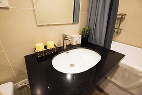 Wendy apartment 39LL