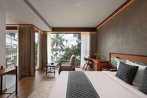 Sterling Lontano Waterfront Wayanad