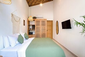 Sunny Paradise Villa by Betterplace
