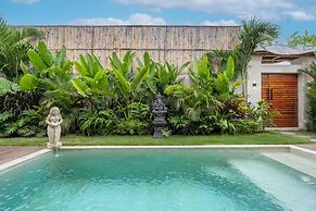 Sunny Paradise Villa by Betterplace