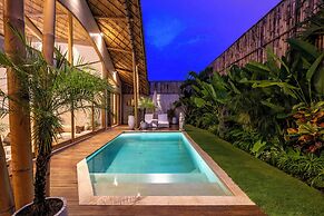 Sunny Paradise Villa by Betterplace