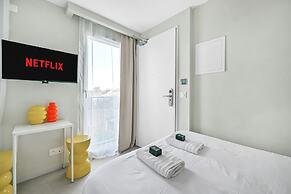 JIJI Suites