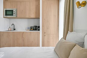 JIJI Suites