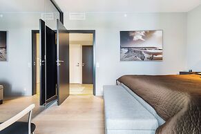 Central Penthouse on 19th Floor with Amazing View