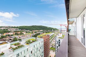 Central Penthouse on 19th Floor with Amazing View
