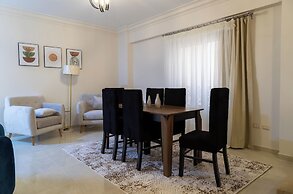 Settle Inn South 90 Apartments