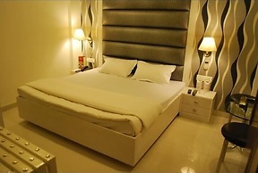 Hotel Arina Inn