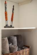 Charming Garden Cottage-campsbay