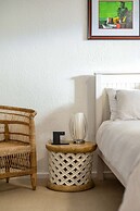 Charming Garden Cottage-campsbay