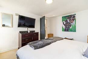 Charming Garden Cottage-campsbay