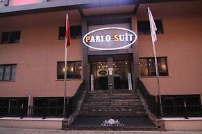 PABLO SUIT AVCILAR