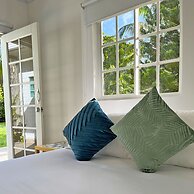 Zaba Beach House