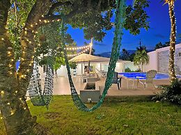 Zaba Beach House