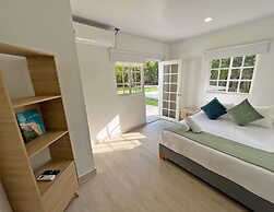 Zaba Beach House