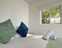 Zaba Beach House